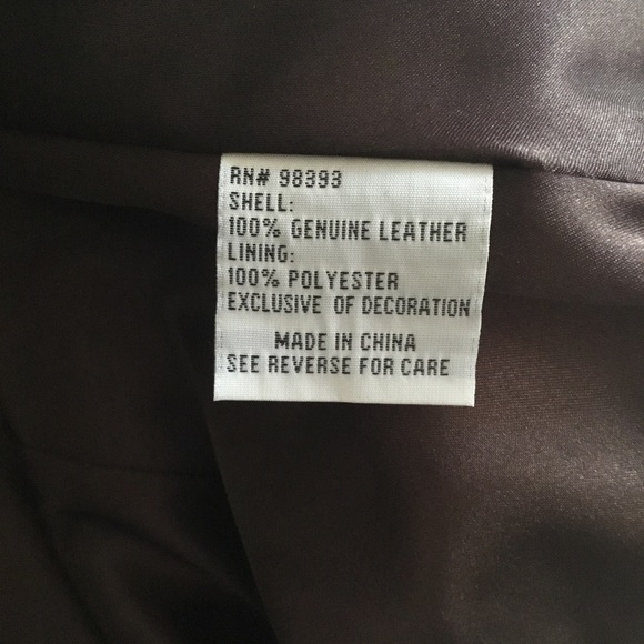 Gorgeous Pamela McCoy Studded Leather Jacket (new-never-worn-new) Size Medium - Picture 12 of 13